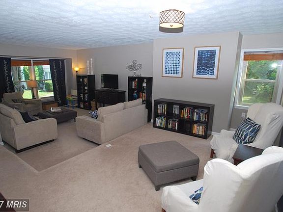 3rd image of 20415 Sunbright Ln