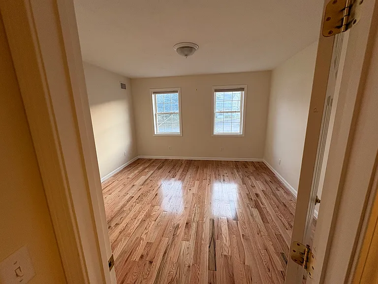 42 N Main St #A — Photo 6