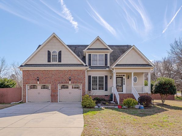 100 Watkins Farm Rd, Rolesville, NC 27571