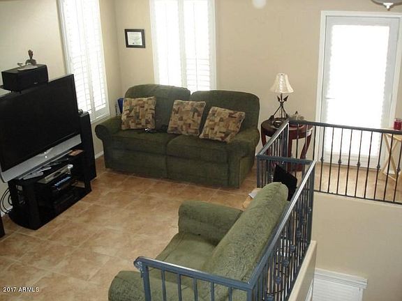 Fam Room2