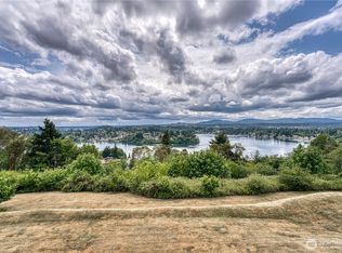 3330 Narrows View Ln NE UNIT 203, Bremerton, WA 98310