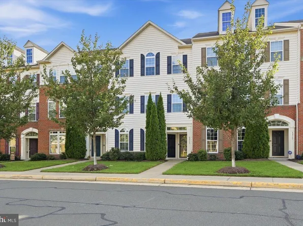 42571 Burbank Ter, Sterling, VA 20166