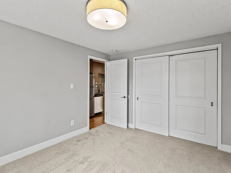 Pearl Apartments — Photo 10