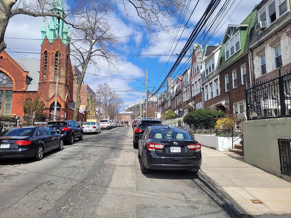 2nd image of 2737 12th St