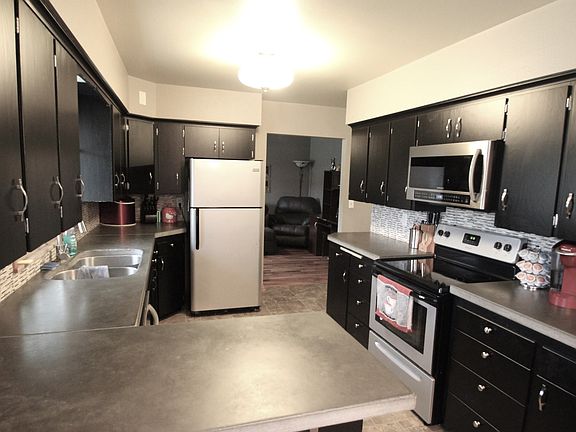 3rd image of 152 Jay Ave NE