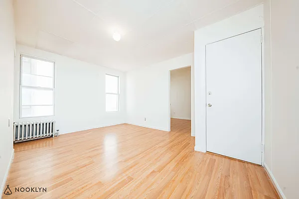 Rented by Nooklyn NYC LLC | media 19