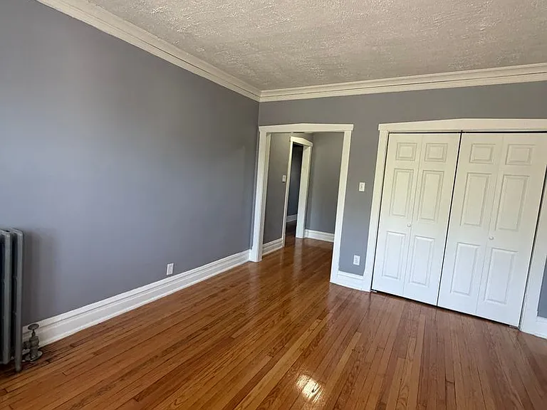 7001 S Aberdeen St — Photo 10