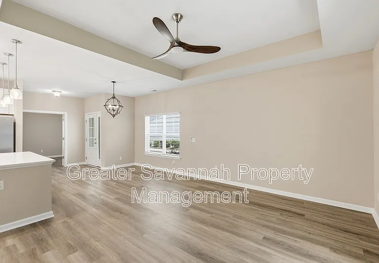 130 Danbury Ct #1 — Photo 7