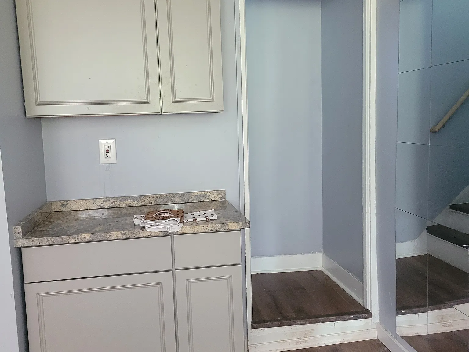 3 bed, 1040 sqft, $1,550 — Photo 2