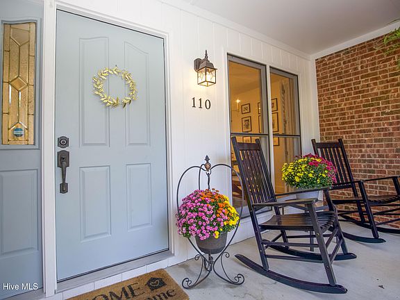 5th image of 110 Saint Andrews Drive