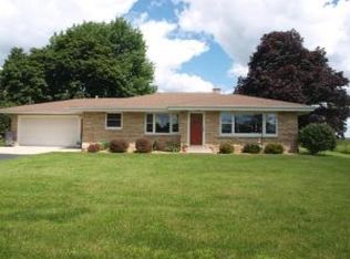 N132W18002 Rockfield Rd, Germantown, WI 53022