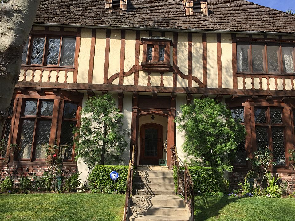 1st image of 339 N Sycamore Ave APT 8