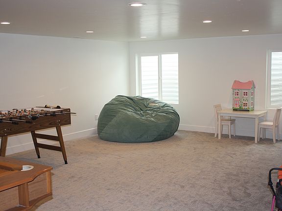 Basement living/game room
