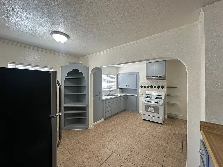 22230 S. Garden Ave, Hayward CA 94541 — Photo 13