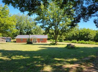 20270 S 195th Rd, Okmulgee, OK 74447