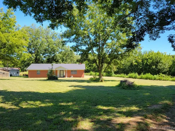 20270 S 195th Rd, Okmulgee, OK 74447
