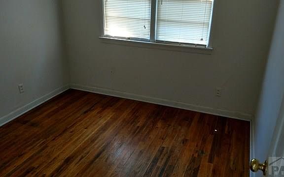 5th image of 817 Grace Ave