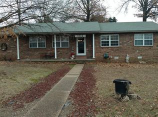 1514 E Maple Pl, Rogers, AR 72756