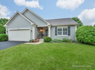 2331 Handley Ln, Aurora, IL 60502