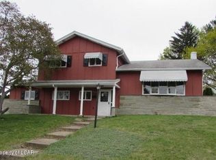 16 Monarch Rd, Hanover Township, PA 18706