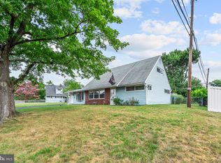 6 Cobalt Ridge Dr E #E, Levittown, PA 19057