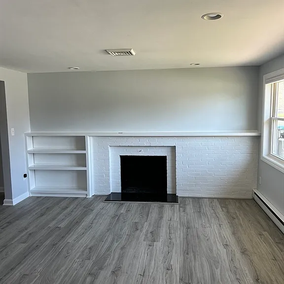 10 Terrane Ave — Photo 4