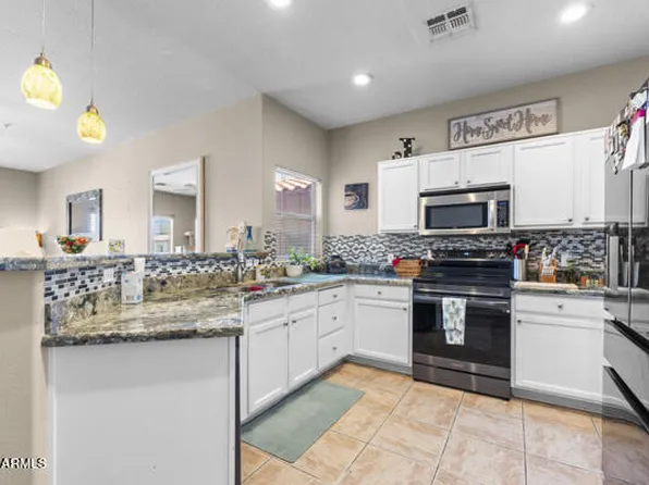 2831 E SOUTHERN Avenue #216, Mesa, AZ 85204