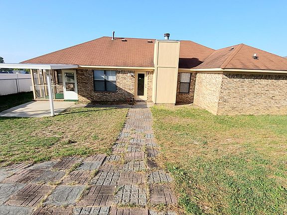 2nd image of 3212 Darwood Dr