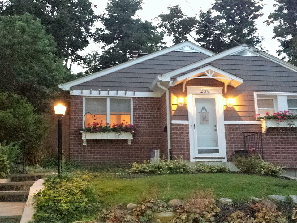 1st image of 144 Poe St
