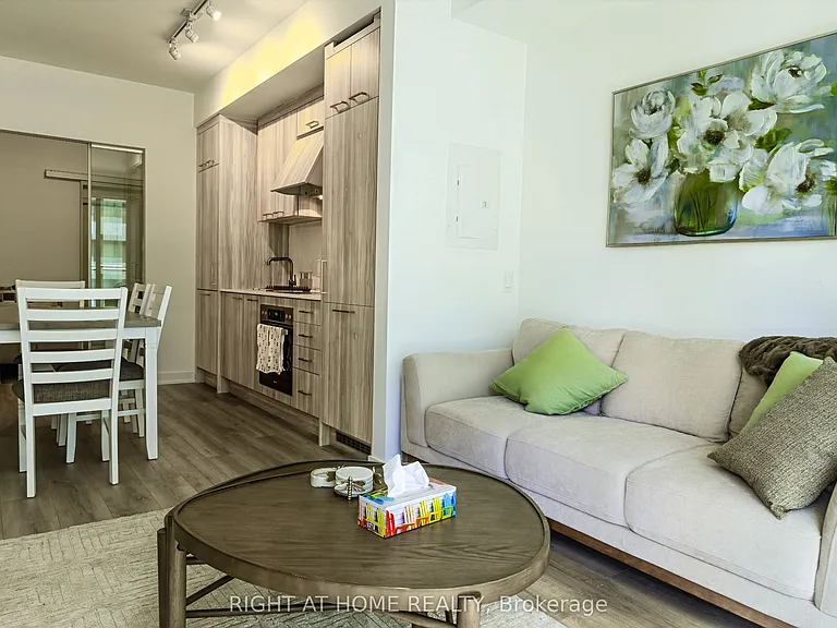 634 Church St #1401 — Photo 7
