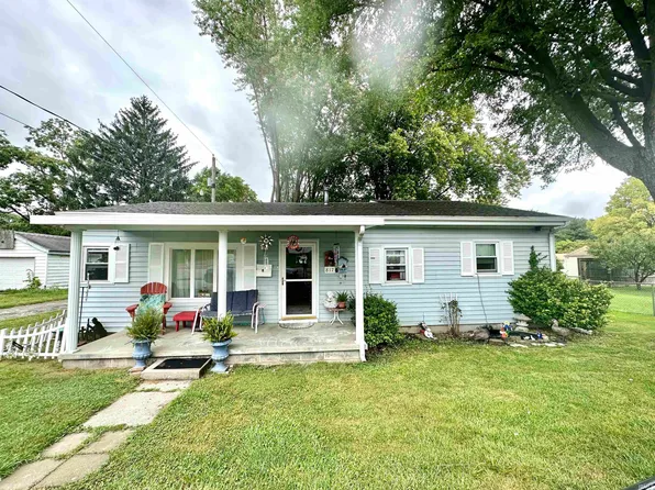 817 E 27th St, Marion, IN 46953
