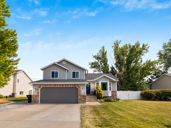 835 W 150 S, Clearfield, UT 84015