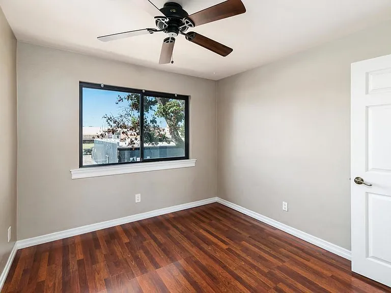 3215 Midway Dr #703 — Photo 30