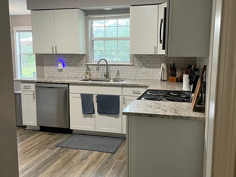 3816 Honeysuckle Dr — Photo 11