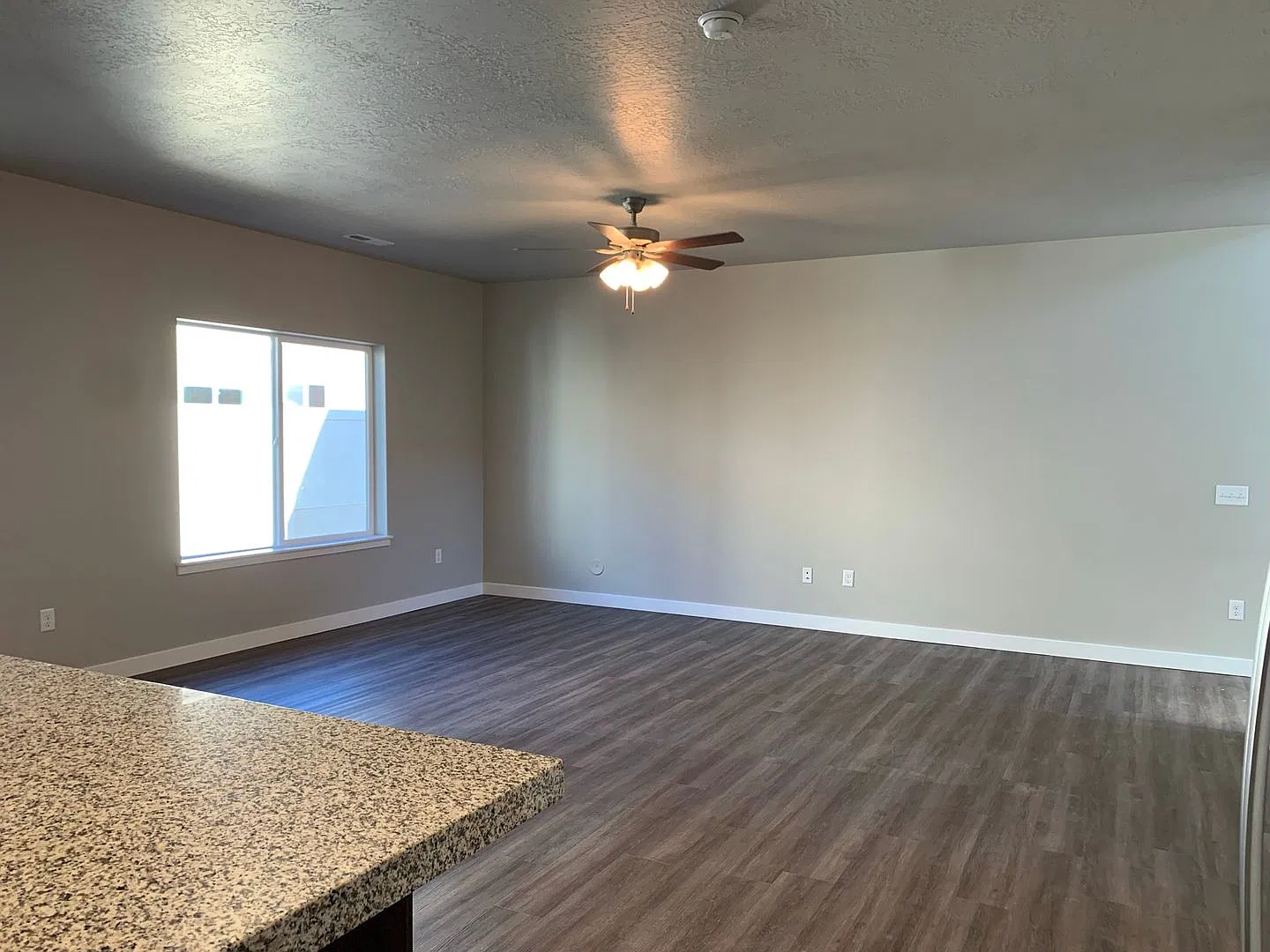 Space to Work & Live | Modern 4 Bed/2.5 Bath in NSL Cul-de-Sac — Photo 4