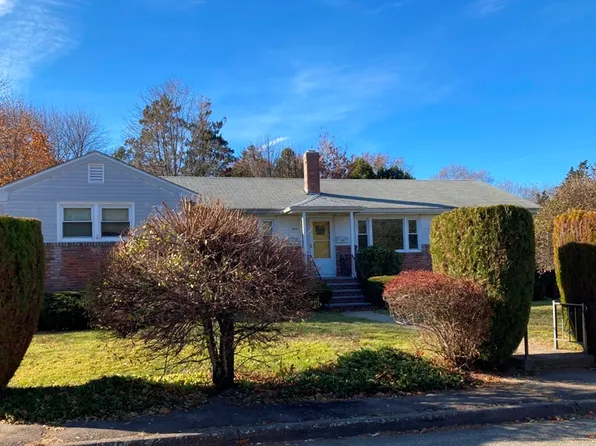 12 Reservoir Dr #1, Randolph, MA 02368