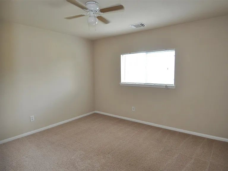 5823 Ridgebluff Ln — Photo 19
