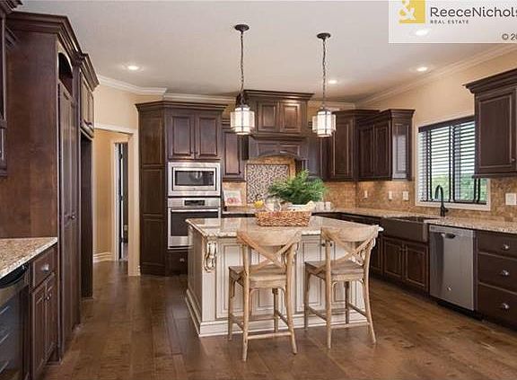 3rd image of 4248 SW Stoney Brook Dr