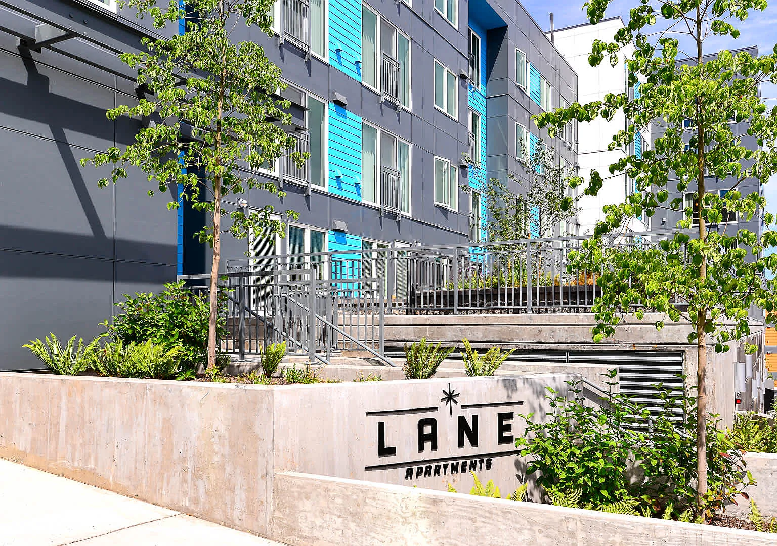 Lane — Photo 3