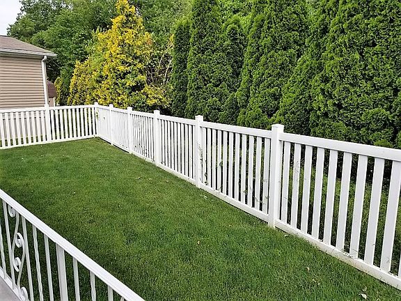 4th image of 406 Pin Oak Cir