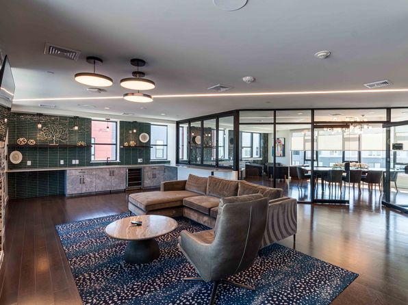 1 Green Island Blvd #515