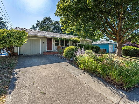 2nd image of 832 Alice Avenue