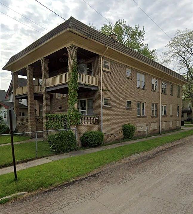 2nd image of 13602 Argus Ave