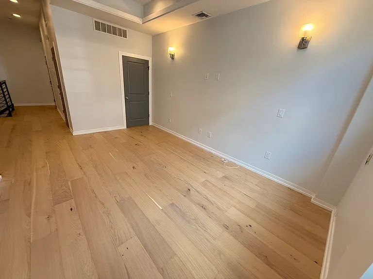1311 N 6th St #1F — Photo 40