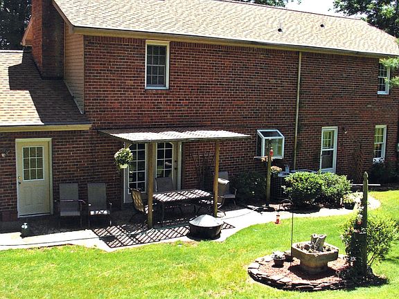 Relaxing landscaping