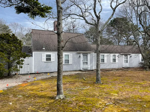 182 Greensward Road, Mashpee, MA 02649