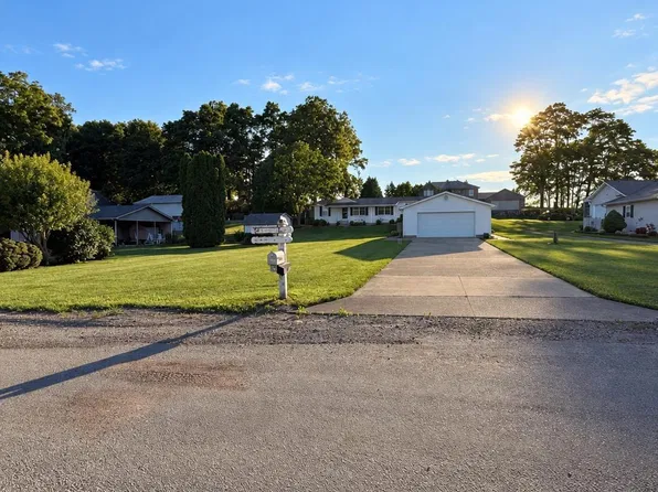 5940 S 960th, Wolcottville, IN 46795
