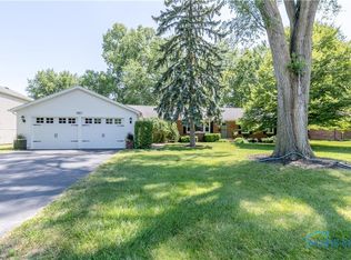 967 Maple St, Perrysburg, OH 43551