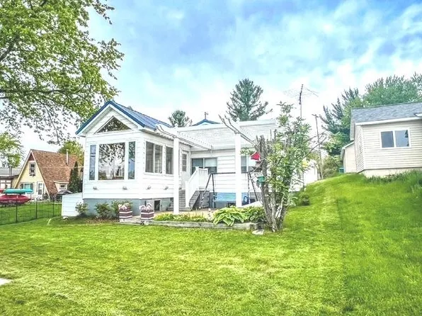 6550 Ridge Rd, Harrison, MI 48625
