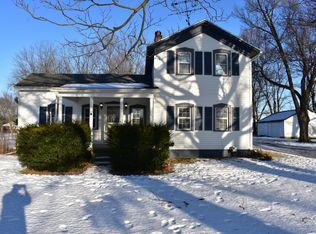 2453 S 35th St, Galesburg, MI 49053